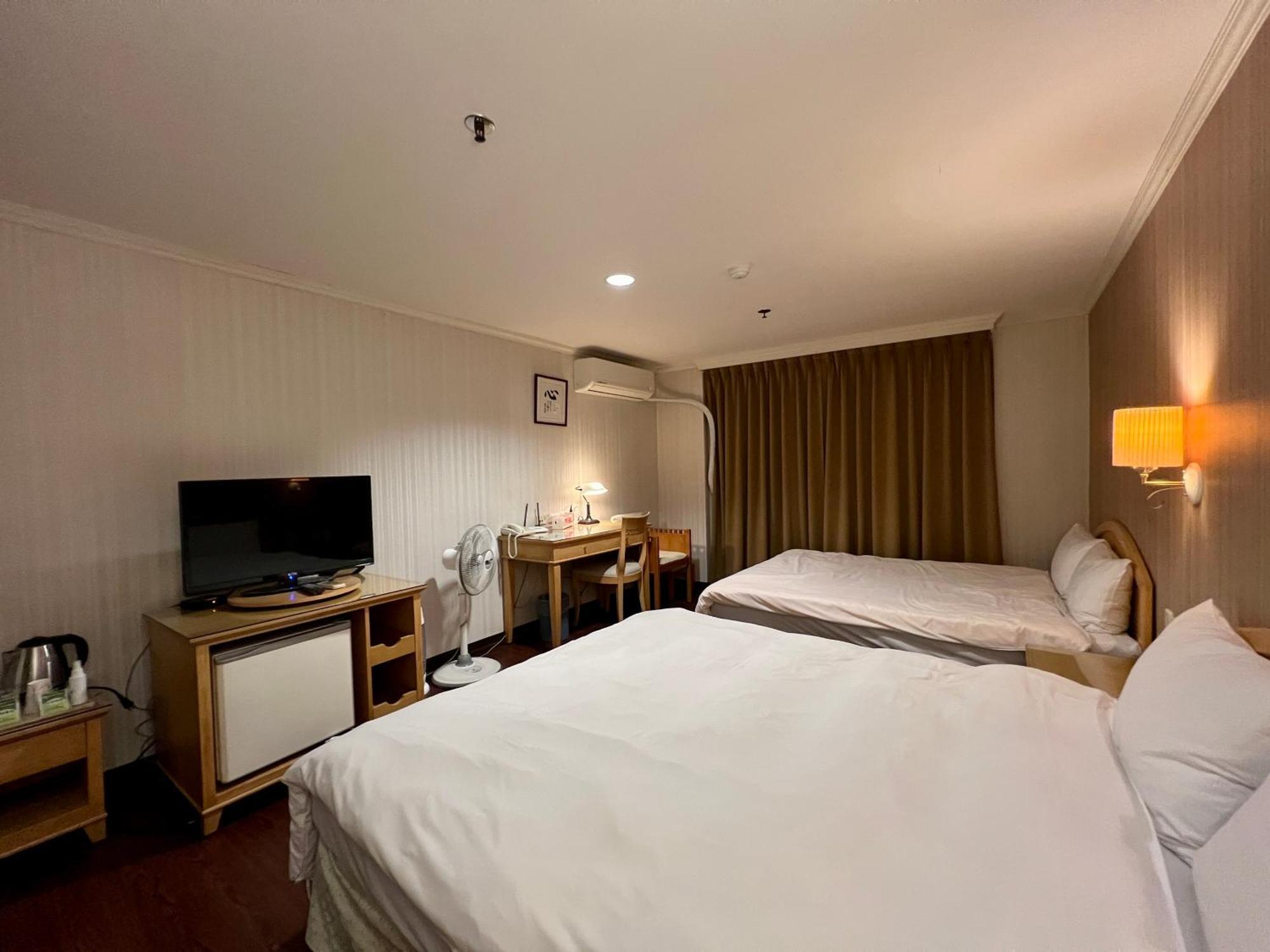 Hermes Hotel Hsinchu Luaran gambar